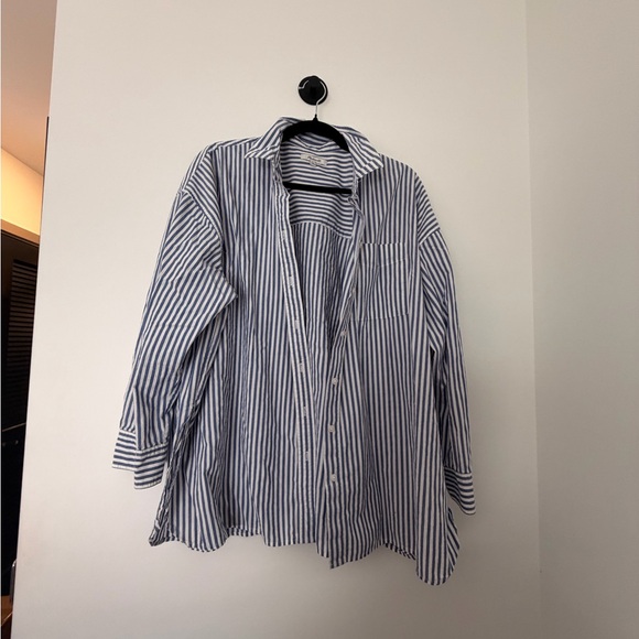Madewell Tops - Madewell Seersucker Buttondown